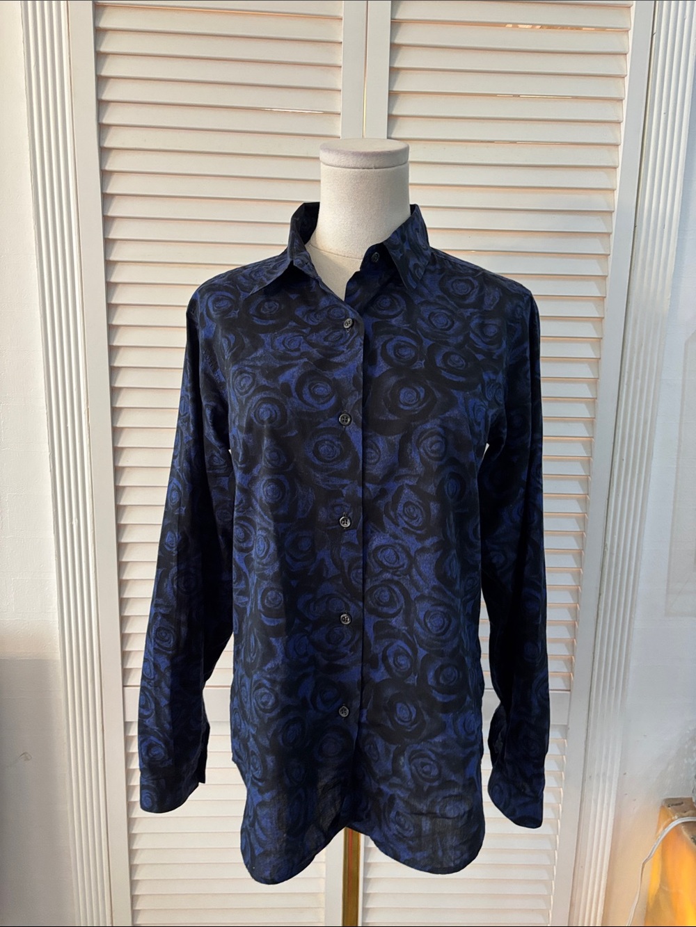 Agnes B. Navy Blue Floral Button-Down Shirt, S